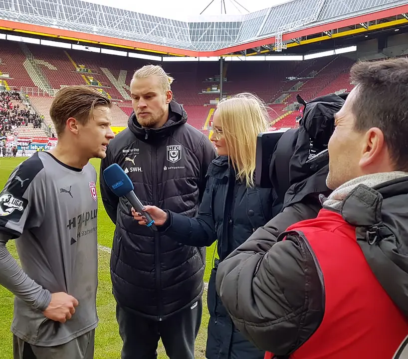 Fußballstadion mit Flutlicht